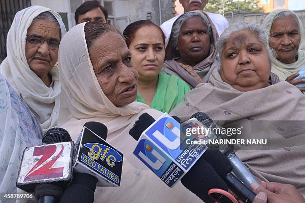 Ashi Rani 12 Asha Rani Stock Photos, High-Res Pictures, and Images - Getty Images