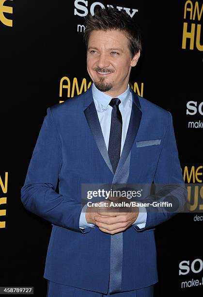 Actor Jeremy Renner arrives at the Los Angeles Premiere 'American Hustle' at Directors Guild Theatre on December 3, 2013 in West Hollywood,...