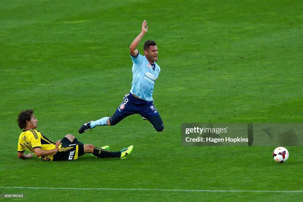 A-League Rd 11 - Wellington v Sydney