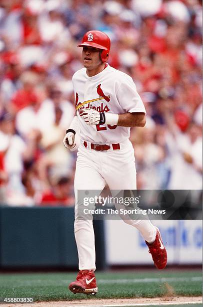 Eli Marrero of the St. Louis Cardinals runs against the Philadelphia Phillies on May 12, 1999 at Citizens Bank Park in Philadelphia, Pennsylvania.