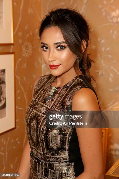 Actress Shay Mitchell attends Vogue and Tory Burch celebrate the Tory Burch Watch Collection at Tory Burch on November 11, 2014 in Beverly Hills,...