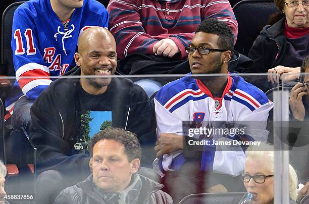 Darryl McDaniels attends the Pittsburgh Penguins Vs New York Rangers game at Madison Square Garden on November 11, 2014 in New York City.