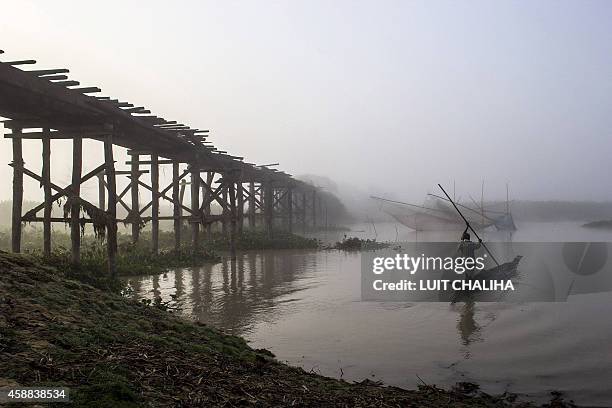 Sivasagar Rivers 59 Sivasagar District Stock Photos, High-Res Pictures, and Images ...