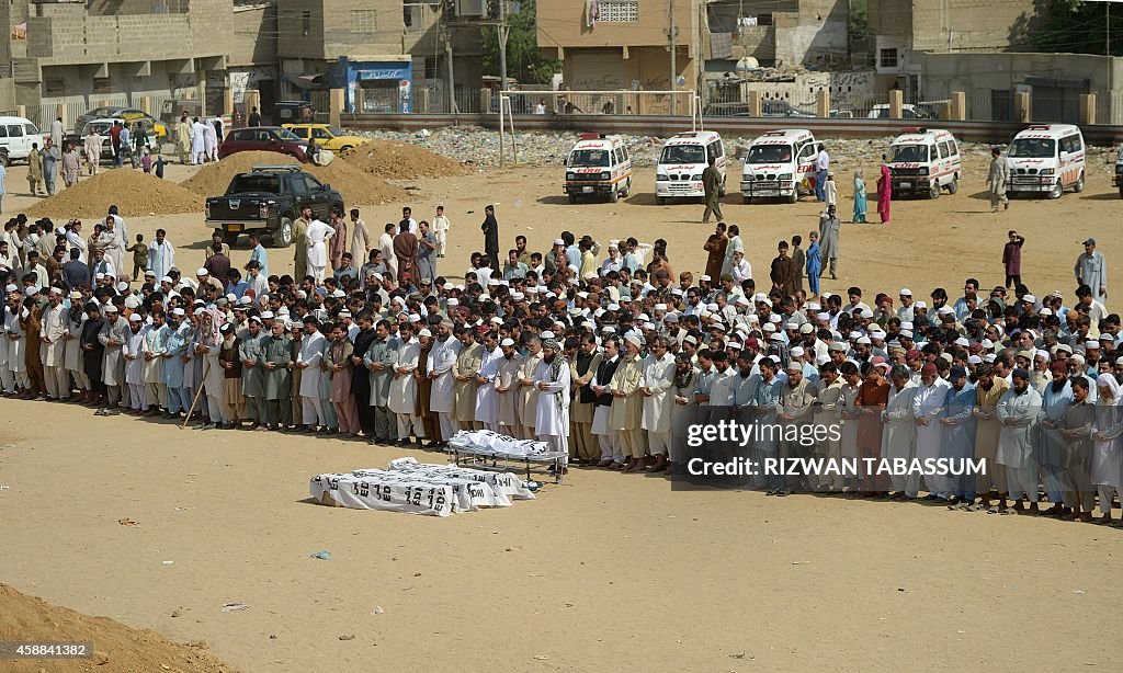 PAKISTAN-ROAD-ACCIDENT