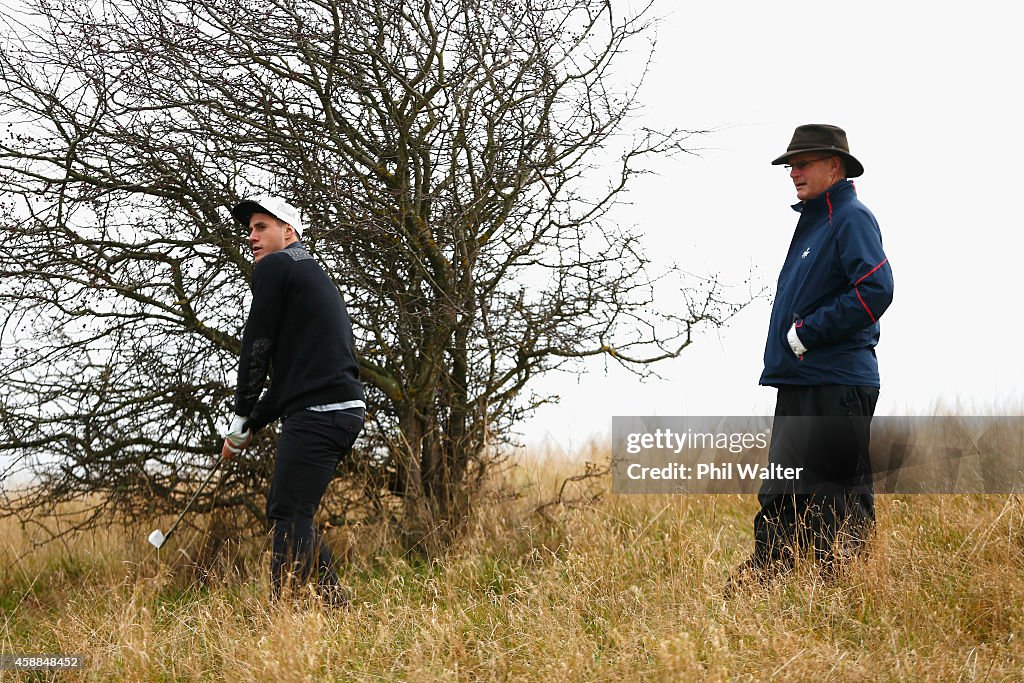 New Zealand All Blacks Play Golf