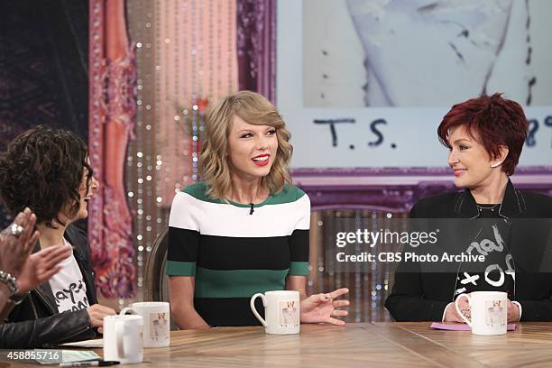 Award winner Taylor Swift on "The Talk," Thursday, October 30, 2014 on the CBS Television Network. From left, Sara Gilbert, Taylor Swift and Sharon...