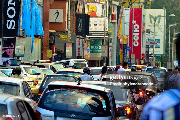 equipo road, bangalore - bangalore fotografías e imágenes de stock
