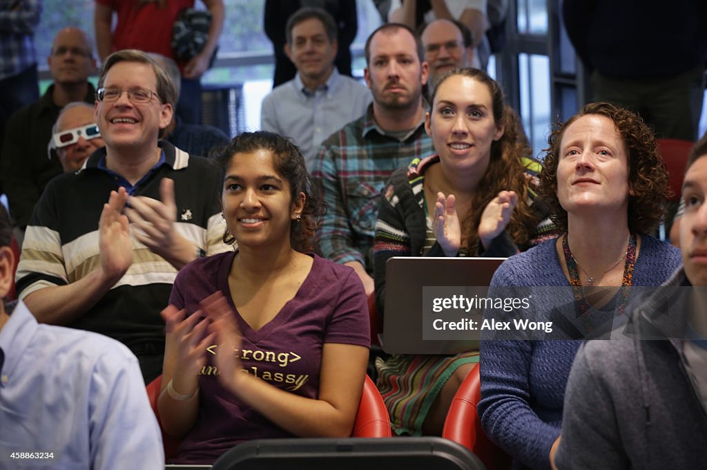 Astronomers Gather To Watch European Space Agency's Rosetta Spacecraft Comet Landing At University Of Maryland