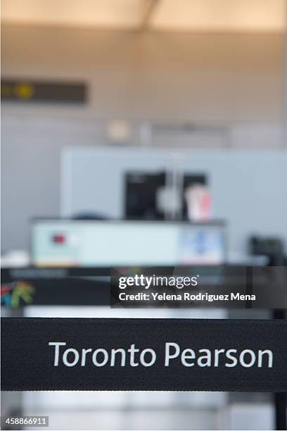 detail of toronto's pearson international airport - toronto pearson international airport stock pictures, royalty-free photos & images