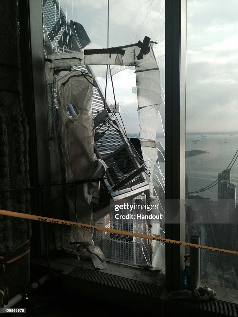 One World Trade Center Window Washers Trapped In Dangling Scaffolding