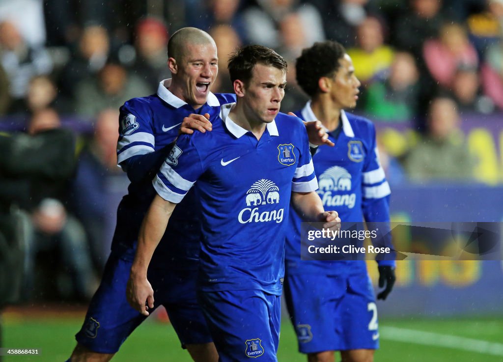 Swansea City v Everton - Premier League