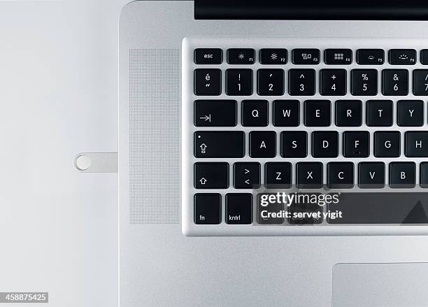 Mac Laptop Side View Photos and Premium High Res Pictures - Getty Images