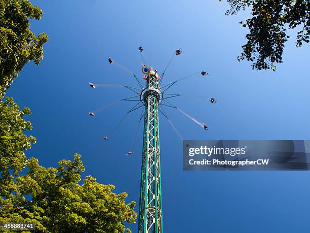 carousel in tivoli, copenhagen - tivoli copenhagen stock pictures, royalty-free photos & images