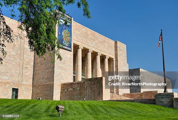 joslyn art museum, omaha - omaha stock pictures, royalty-free photos & images