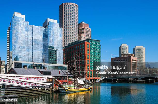 griffin's wharf - boston tea party ships stock-fotos und bilder