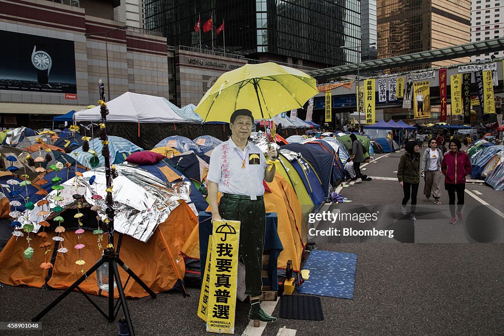 Demonstrators Continue to Occupy Streets As Xi Calls Hong Kong Protests Illegal