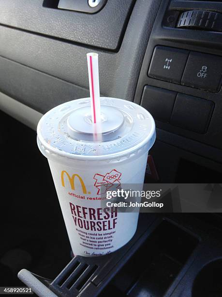 mcdonalds softdrinks cup - soft drink stock-fotos und bilder