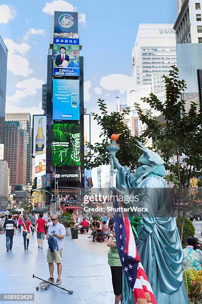 statue of liberty in times square - digital signage mockup stock pictures, royalty-free photos & images