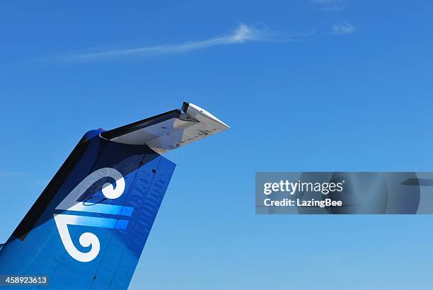 air new zealand aeroplane tail and logo - flying kiwi stock pictures, royalty-free photos & images
