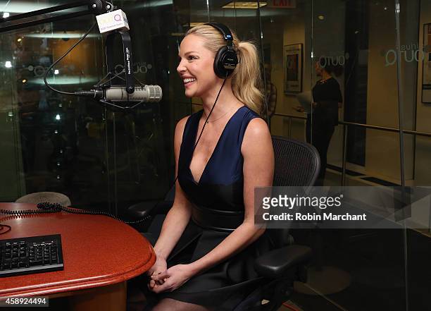 Katherine Heigl visits 'The Morning Jolt with Larry Flick' on SiriusXM OutQ at SiriusXM Studios on November 13, 2014 in New York City.