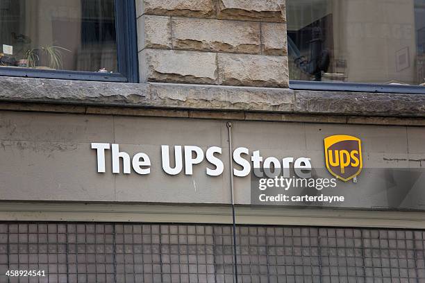 Ups Store Windows The Ups Store Photos and Premium High Res Pictures - Getty Images