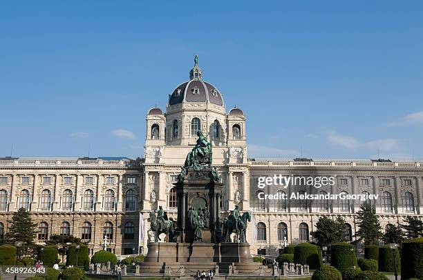 kunsthistorisches museum wien - museum für naturgeschichte stock-fotos und bilder