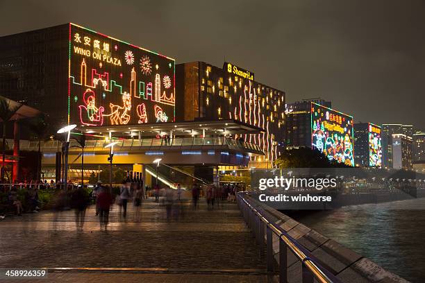 luzes de natal em hong kong - christmas celebrations in china imagens e fotografias de stock