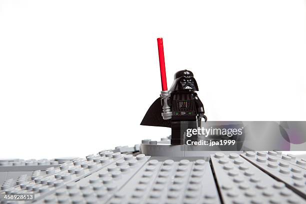 lego star wars toy character: darth vader - lego star wars stockfoto's en -beelden