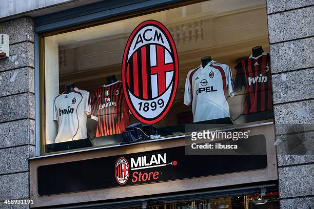 Forbindelse dollar Soar 131点のAc Milan Storeのストックフォト - Getty Images