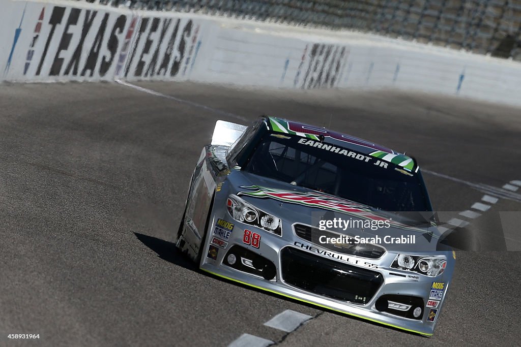 AAA Texas 500 - Practice