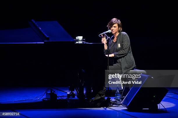 Cat Power performs on stage during Festival del Mil.lenni at L'Auditori on November 13, 2014 in Barcelona, Spain.