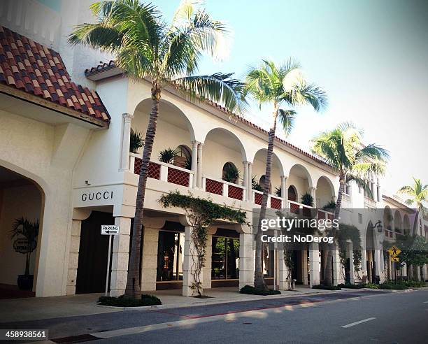 gucci store on worth avenue - worth avenue palm beach stock pictures, royalty-free photos & images