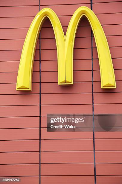 556 Mcdonalds Arches Stock Photos, High-Res Pictures, and Images