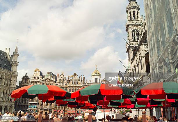 brussels grand place - brussels restaurants grand place stock pictures, royalty-free photos & images