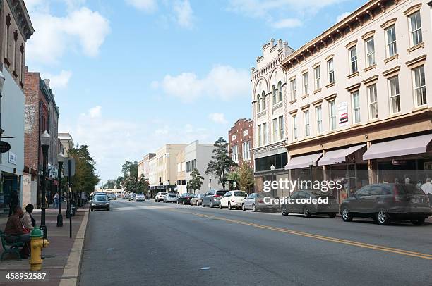 downtown savannah, georgia, usa - downtown savannah stock pictures, royalty-free photos & images