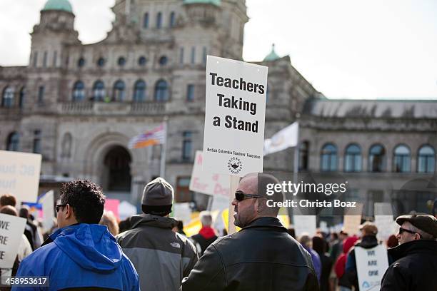 teachers taking a stand - staking stockfoto's en -beelden