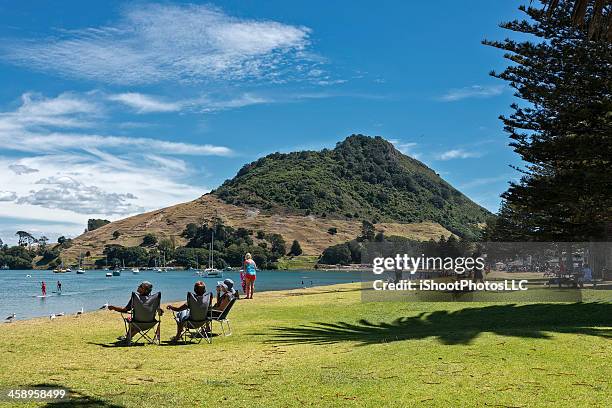 mount maunganui, tauranga new zealand - mount maunganui stock pictures, royalty-free photos & images