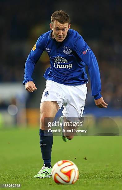 Aiden McGeady of Everton FC during the UEFA Europa League match between Everton FC and LOSC Lille at Goodison Park on November 6, 2014 in Liverpool,...