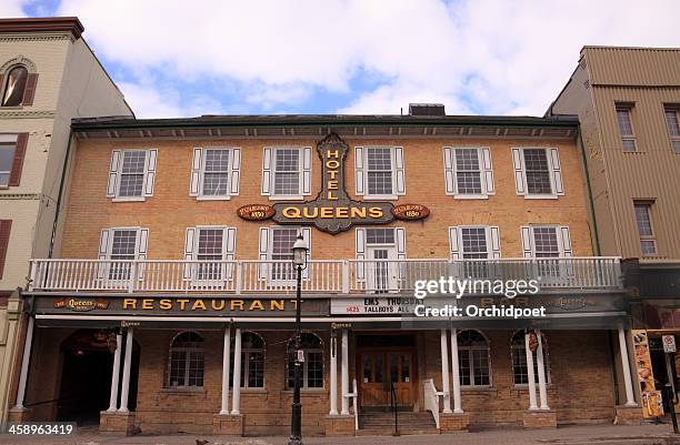 queen's hotel em barrie - barrie - fotografias e filmes do acervo