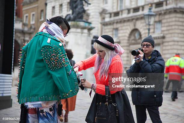 london fashion week - day uk show stockfoto's en -beelden