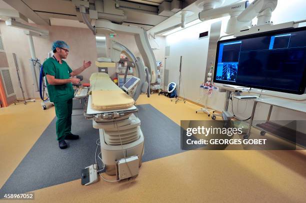 Interventional Medical Instrument Interventional Imaging Photos and Premium High Res Pictures - Getty Images