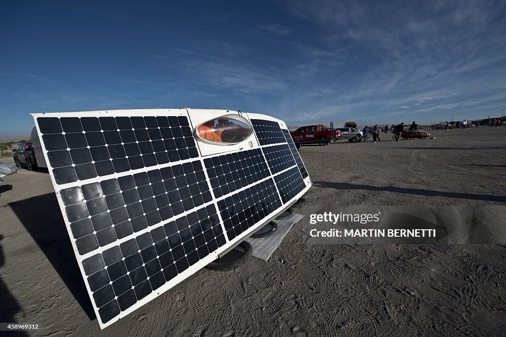 CHILE-ENERGY-SOLAR-ATACAMA-CHALLENGE-CARS