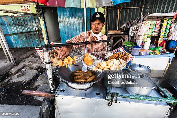street food vendor in jakarta, indonesia - jakarta stock pictures, royalty-free photos & images