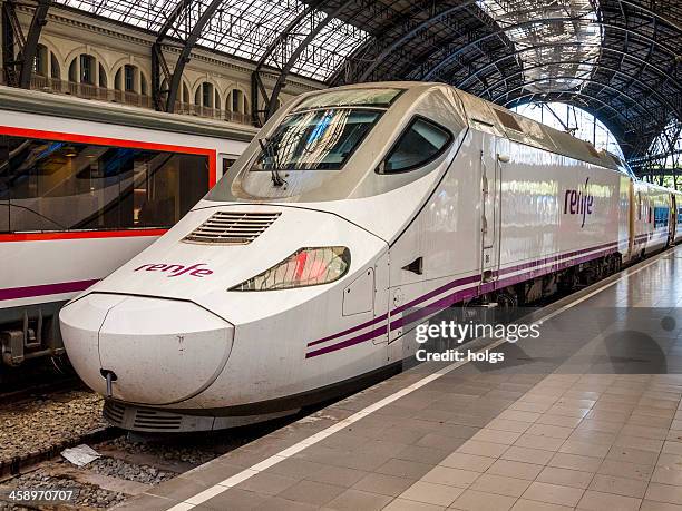 estacio de franca train station barcelona, spain - alta velocidad espanola stock pictures, royalty-free photos & images