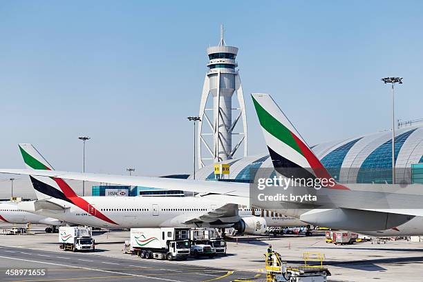 aeroporto internacional do dubai - dubai international airport imagens e fotografias de stock