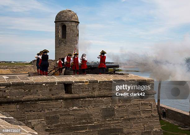 firing the cannons - castillo de san marcos stock pictures, royalty-free photos & images