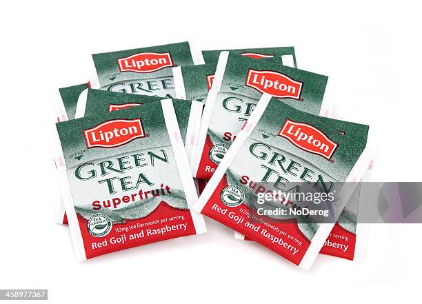 lipton superfruit greentea sacs - ahead of the pack photos et images de collection