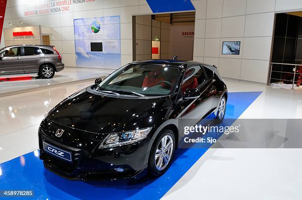 https://media.gettyimages.com/id/458978285/pt/foto/honda-crz-coupe.jpg?s=612x612&w=gi&k=20&c=P7D6GLf6r30CRI0JreY2BsQJg0dS3FtCpYT40gSzGIo=