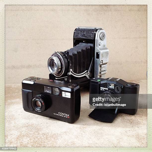vintage film cameras - contax camera stock pictures, royalty-free photos & images