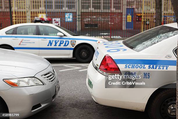 nyc police school safety patrol cars - school officer stock pictures, royalty-free photos & images